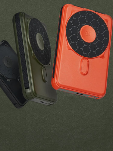 Magnetic power banks in Matte Black, Matte Olive and Basecamp Orange
